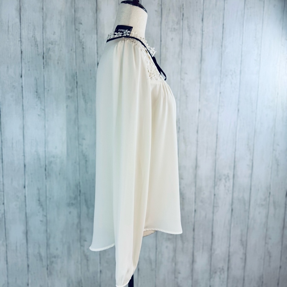 Express | Cream Lace Yoke Long Sleeve Blouse M NWT - Picture 8 of 14